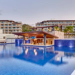 Royalton Saint Lucia, An Autograph Collection Gros Islet